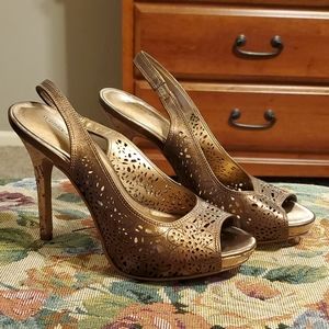 Audrey Brooke high heel size 7